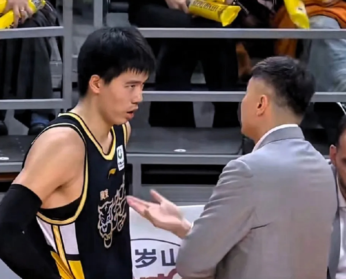 广东队争冠关键战：萨林杰复出焦泊乔回归，杜