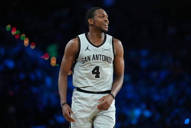 马刺主场迎战太阳锁定季后赛席位 太阳冲击前六